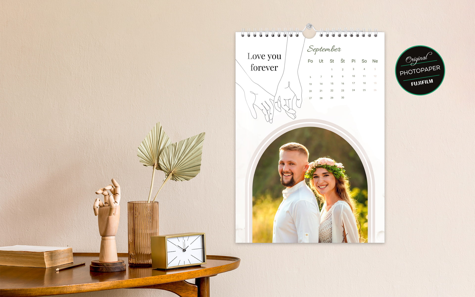 deLUXE Nástenný fotokalendár A4 na výšku od HappyFoto deLUXE Nástenný fotokalendár A4 na výšku od HappyFoto