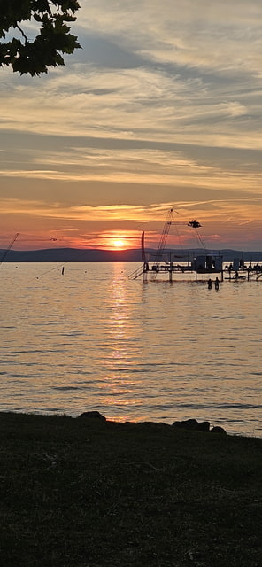 Západ slnka nad Balatonom